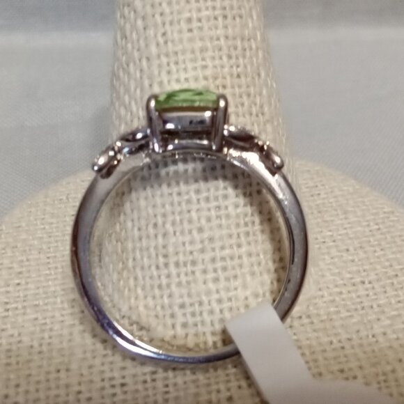 Fragrant Jewel Butterfly Ring - Picture 5 of 5